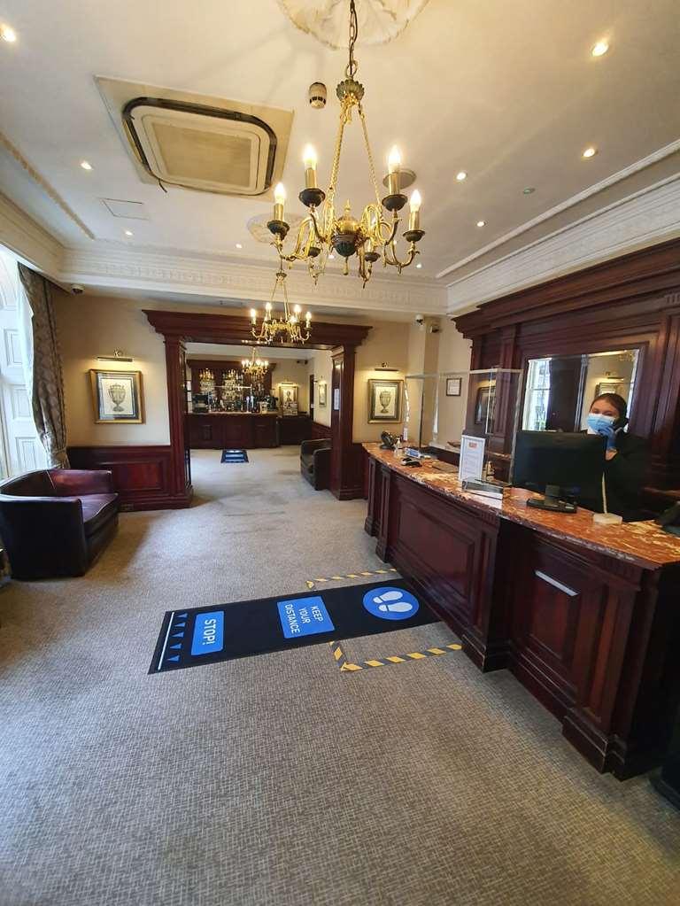 Grange Bracknell Hotel Intérieur photo