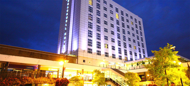Grange Bracknell Hotel Extérieur photo