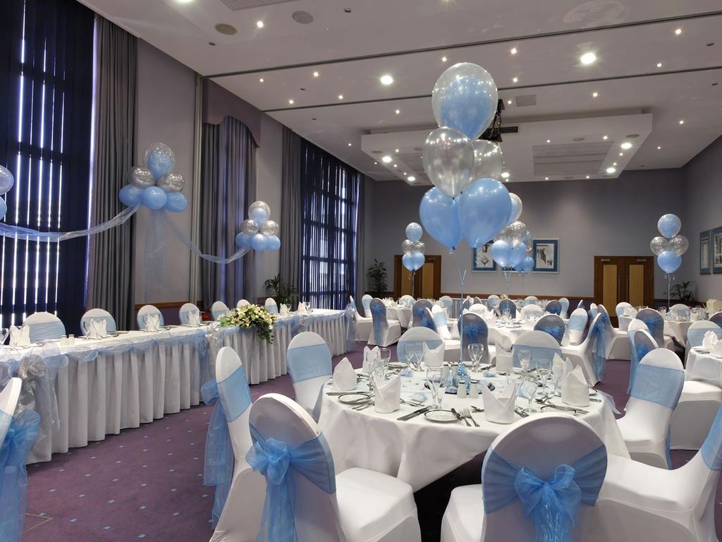 Grange Bracknell Hotel Extérieur photo